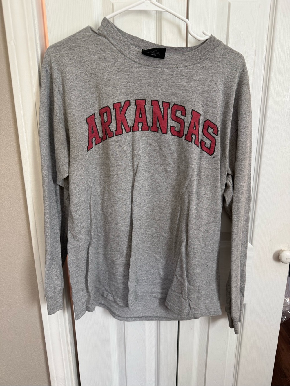Arkansas Razorbacks Steve & Barry’s Gray Long Sleeve Shirt M